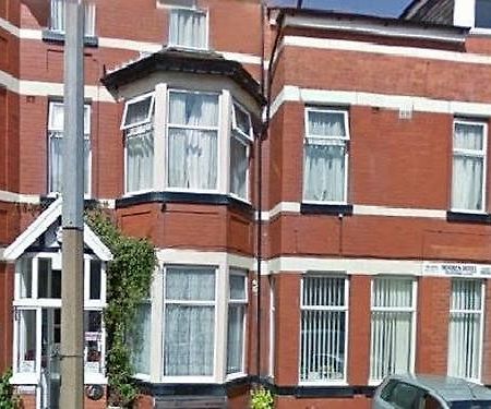The Moores Blackpool Eksteriør bilde